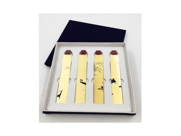 免费设计_定制_意境皮革金属书签样版 免费设计_定制_意境皮革金属书签样版