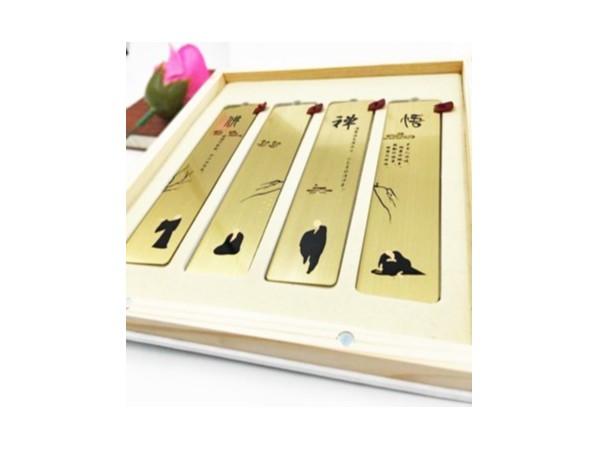 免费设计_定制_意境皮革金属书签样版 免费设计_定制_意境皮革金属书签样版