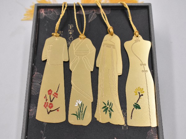 免费设计_定制_梅兰竹菊（二）金属套装书签样版