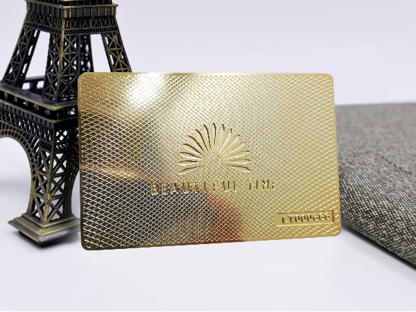 免费设计_定制_铜材腐蚀电镀真金会员卡样版