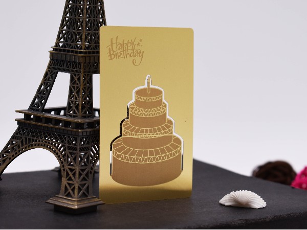 免费设计_定制_不锈钢电镀金色创意VIP卡样版