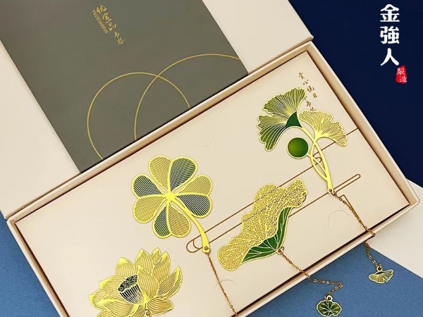 四叶草金属书签