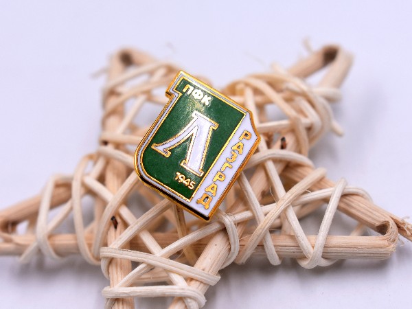 乐发IV分享----金属徽章的作用是什么？徽章的种类有哪些？