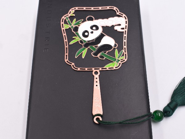 免费设计_定制_熊猫金属书签样版 免费设计_定制_熊猫金属书签样版