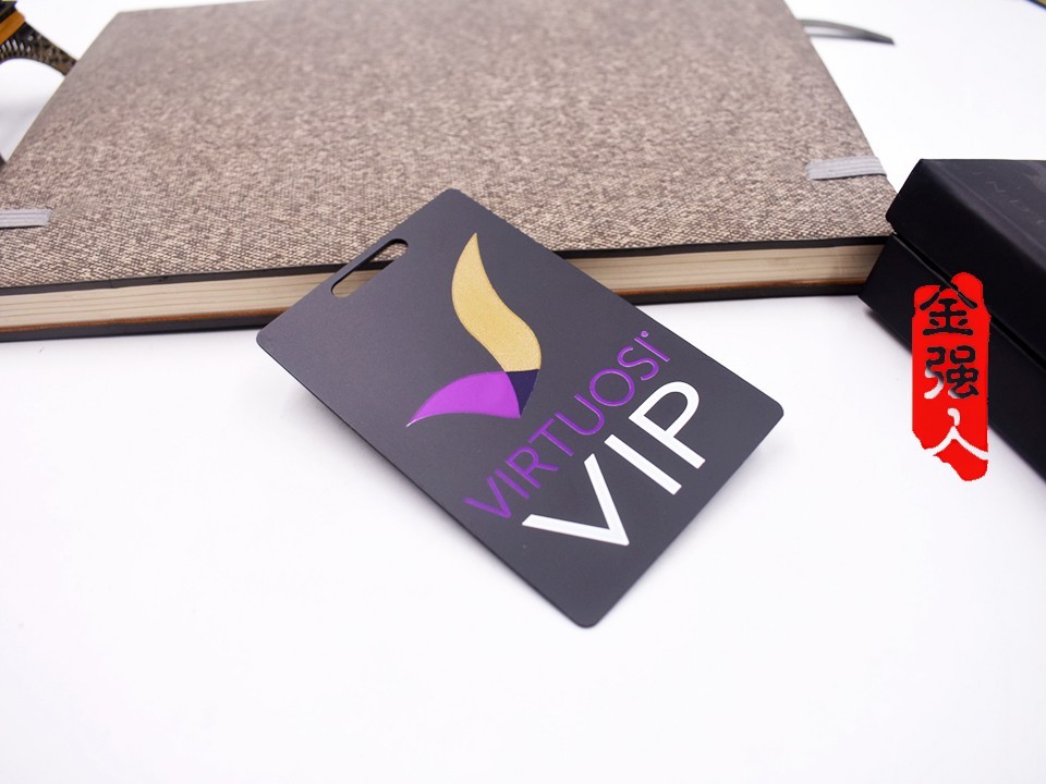 免费设计_定制_VIRTUOSI简约磨砂紫黑金属VIP卡样版 免费设计_定制_VIRTUOSI简约磨砂紫黑金属VIP卡样版