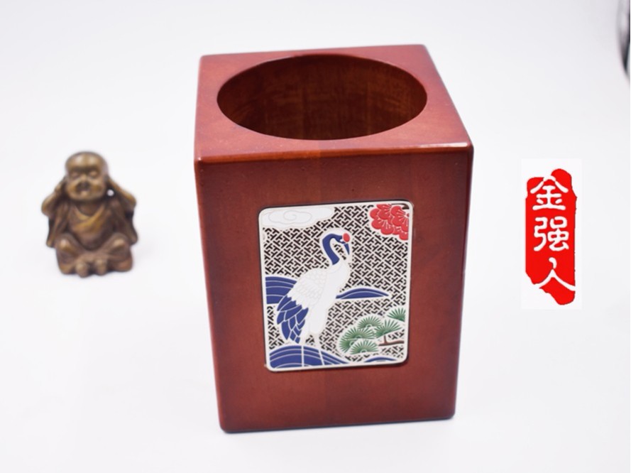 免费设计_定制_祥云白鹤古典实木笔筒样版 免费设计_定制_祥云白鹤古典实木笔筒样版